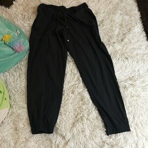 fabletics wicking joggers